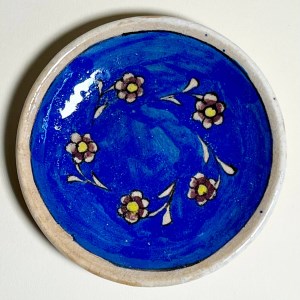 نعلبکی/دیوارکوب سفال نقاشی گل زمینه لاجورد زیرلعابی سنتی