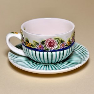 فنجان نعلبکی نقش برجسته زندگی 